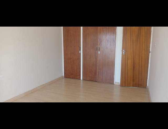 2 BEDROOM FLAT FOR SALE IN ADAMAYVIEW